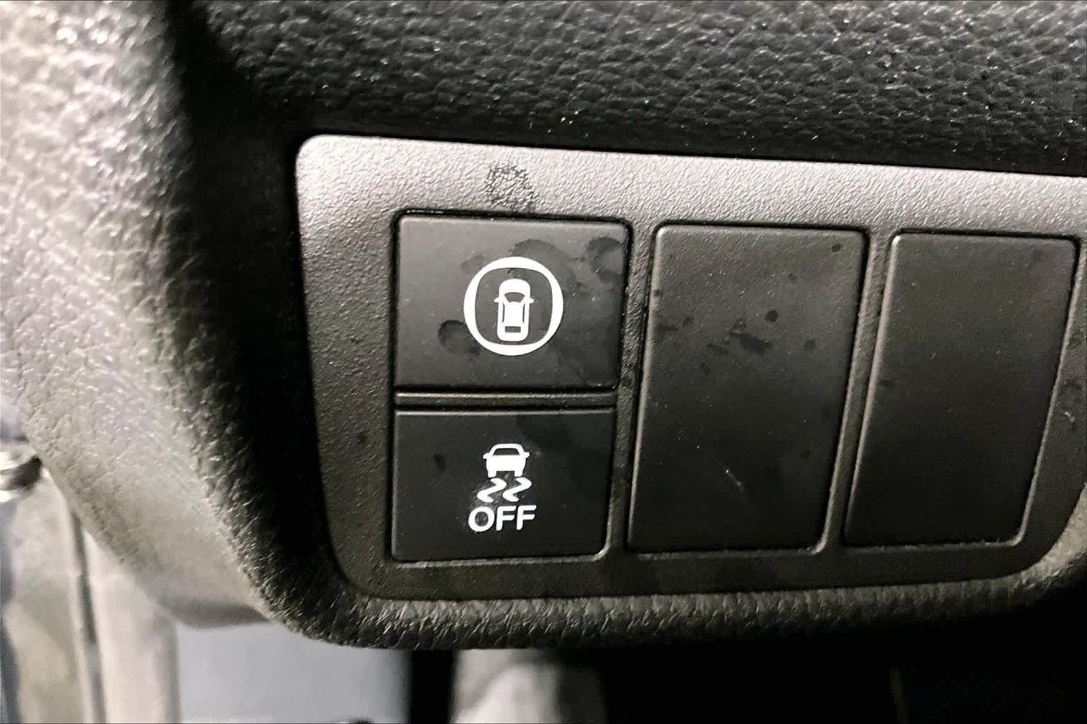 Used 2019 Honda Accord LX image 30