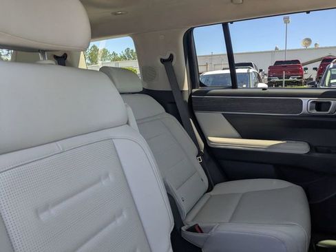 Used 2025 Hyundai Santa Fe Calligraphy AWD/4WD image 31