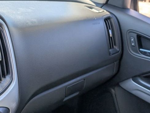 Used 2021 Chevrolet Colorado LT image 28