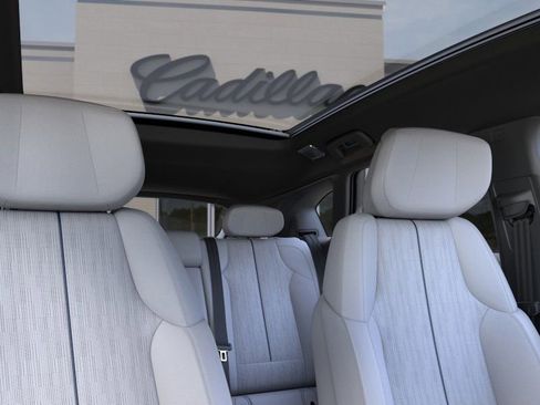 New 2025 Cadillac Optiq Luxury 2 w/ LPO, Floor Liner Package image 24