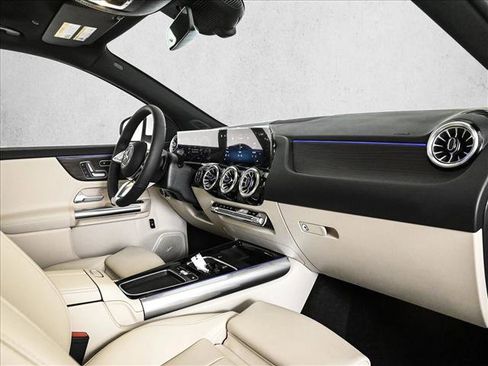 New 2026 Mercedes-Benz GLA 250 4MATIC image 24