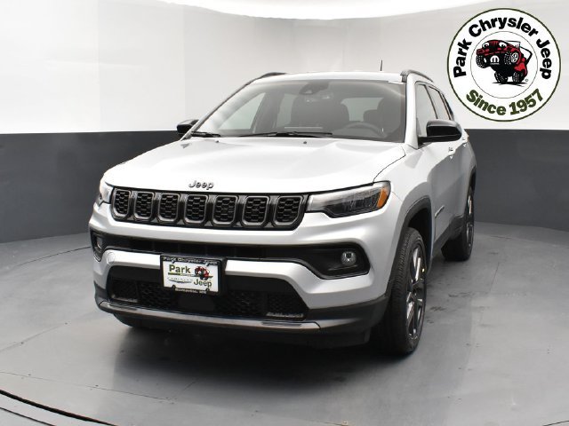 New 2026 Jeep Compass Latitude AWD/4WD image 2