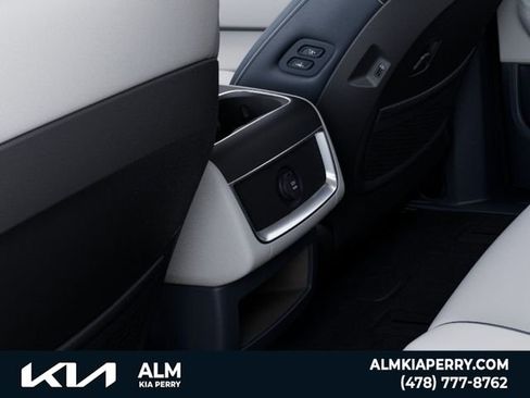 New 2026 Kia Carnival EX FWD image 26