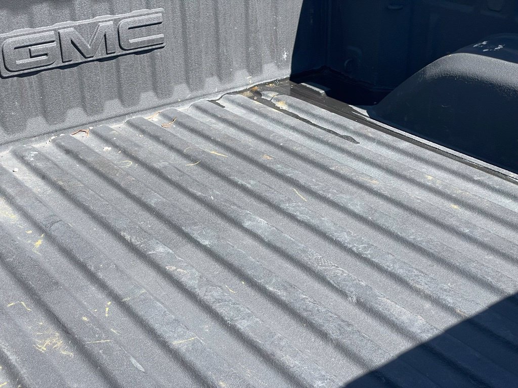 Used 2025 GMC Sierra 1500 AT4 AWD/4WD image 28