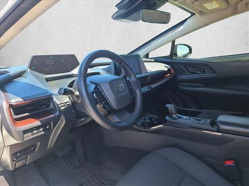 Used 2023 Toyota Prius Prime FWD image 9