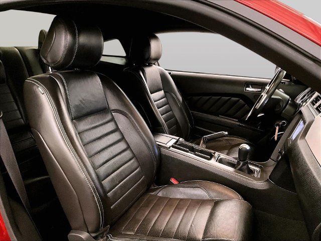 Used 2014 Ford Mustang GT Premium w/ Electronics Package RWD image 8