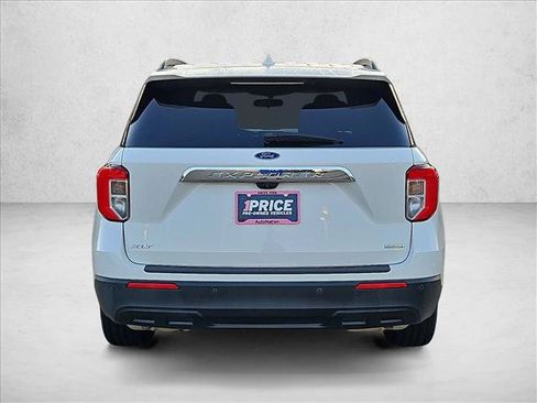 Used 2020 Ford Explorer XLT RWD image 7