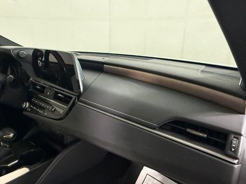 Used 2024 Lexus ES 350 w/ Premium Package FWD image 31