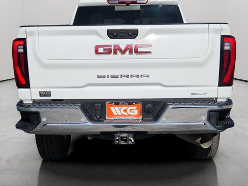 Used 2025 GMC Sierra 2500 SLT w/ SLT Premium Package AWD/4WD image 12