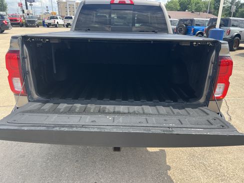 Used 2017 Chevrolet Silverado 1500 LTZ AWD/4WD image 28