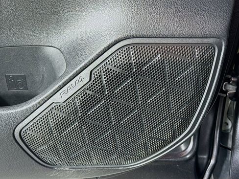 Used 2021 Toyota RAV4 XSE image 19