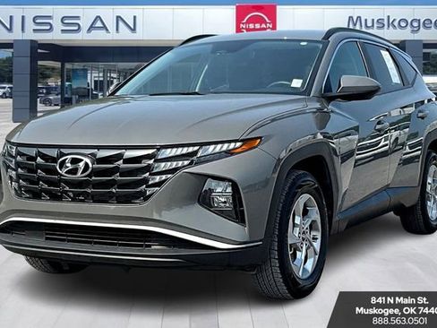 Used 2024 Hyundai Tucson SEL image 3