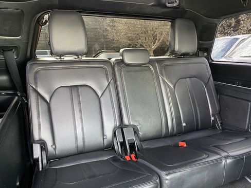 Used 2021 Ford Expedition Limited image 37
