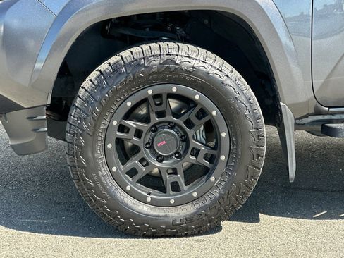 Used 2023 Toyota Tacoma TRD Sport RWD image 25