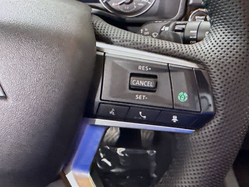 Used 2023 Mitsubishi Outlander SE FWD image 14