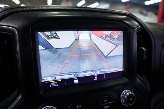 Used 2019 GMC Sierra 1500 AT4 w/ AT4 Preferred Package AWD/4WD image 9