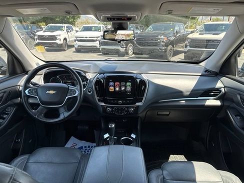 Used 2018 Chevrolet Traverse Premier AWD/4WD image 14