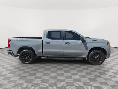 Used 2024 Chevrolet Silverado 1500 Custom w/ Turbomax Blackout Package AWD/4WD image 8
