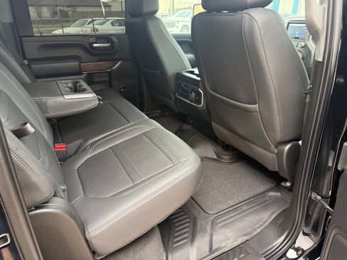 Used 2021 GMC Sierra 2500 Denali w/ Denali Ultimate Package image 28