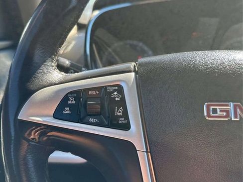 Used 2017 GMC Terrain SLE w/ Driver Alert Package I image 28