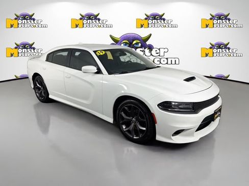 Used 2019 Dodge Charger GT image 3