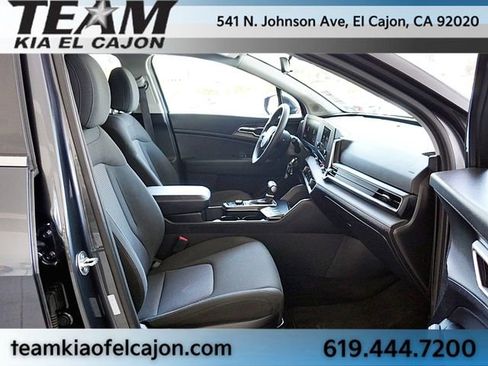 Certified 2025 Kia Sportage LX FWD image 11