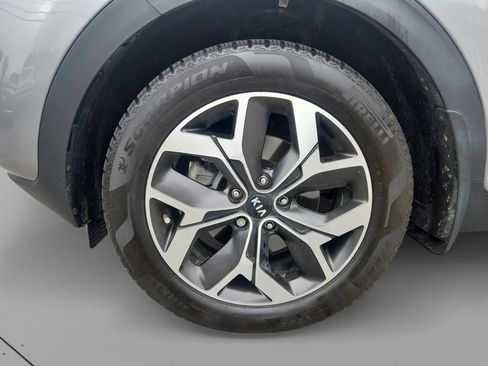 Certified 2021 Kia Sportage EX w/ EX Technology Package AWD/4WD image 9