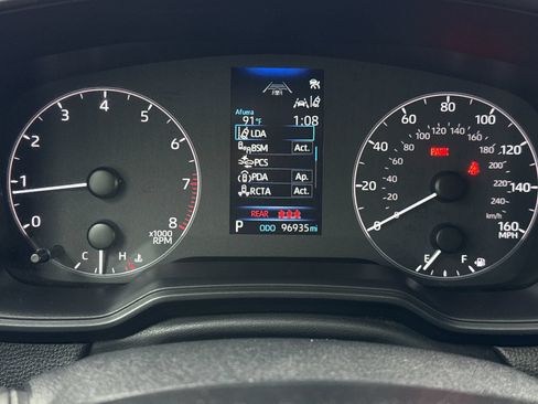 Used 2024 Toyota Corolla Cross LE AWD/4WD image 22