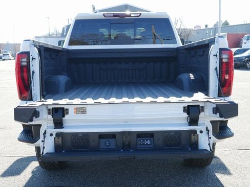 Used 2024 GMC Sierra 2500 Denali Ultimate w/ Snow Plow Prep/Camper Package image 14