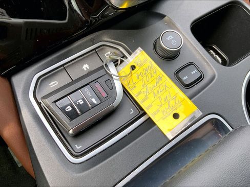 Used 2024 Acura MDX FWD w/ Technology Package image 15