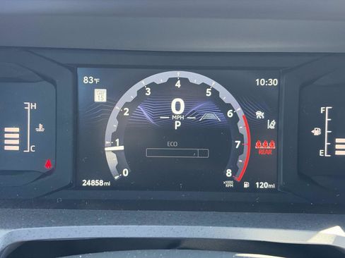 Used 2024 Toyota Tacoma SR5 AWD/4WD image 22