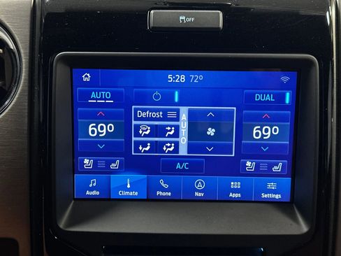 Used 2013 Ford F150 Limited image 38