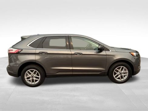 Used 2024 Ford Edge SEL AWD/4WD image 12