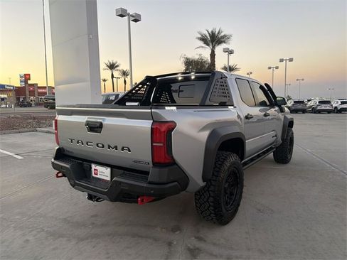 Certified 2025 Toyota Tacoma Trailhunter image 5