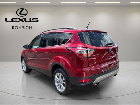 Used 2018 Ford Escape SEL w/ Ford Safe & Smart Package AWD/4WD image 8