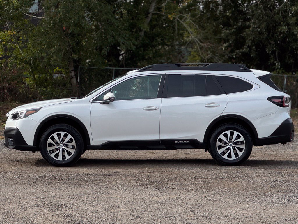 Certified 2022 Subaru Outback Premium AWD/4WD image 4