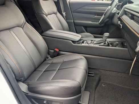 New 2026 MAZDA CX-50 AWD 2.5 Hybrid w/ Cargo Package image 23