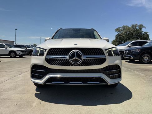 Used 2021 Mercedes-Benz GLE 450 4MATIC image 2