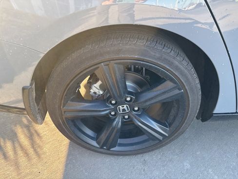 Used 2025 Honda Accord Sport image 13