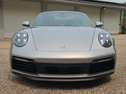 Certified 2020 Porsche 911 Carrera 4S AWD/4WD image 10