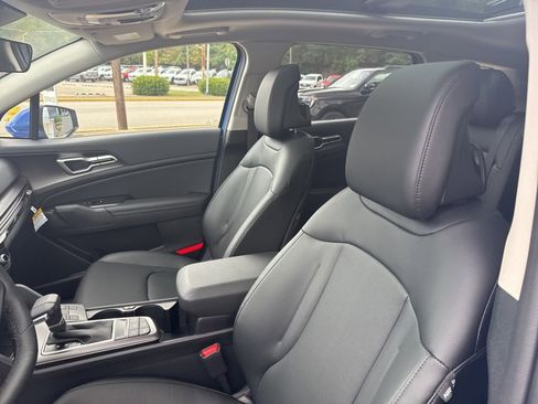 New 2026 Kia Sportage EX w/ EX Panorama Roof Package image 23