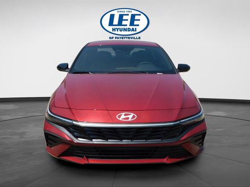 Certified 2025 Hyundai Elantra Sport image 8