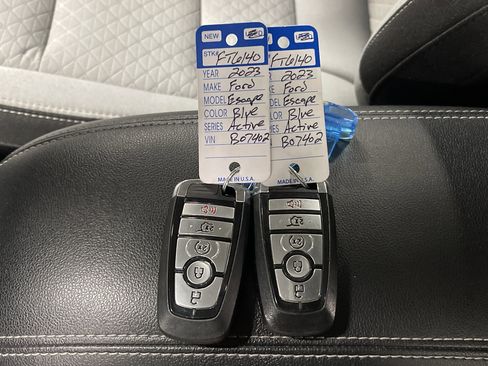 Used 2023 Ford Escape Active w/ Tech Pack #2 image 27