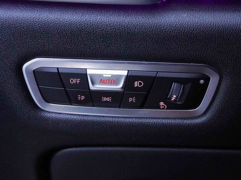 Certified 2023 BMW X5 M50i w/ Executive Package image 17