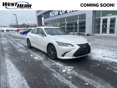 Used 2022 Lexus ES 250 w/ Premium Package