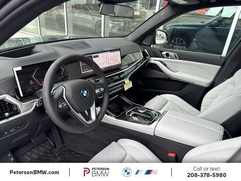New 2026 BMW X5 xDrive50e image 16
