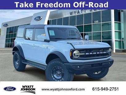 New 2025 Ford Bronco Outer Banks w/ Sasquatch Package