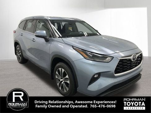 Used 2021 Toyota Highlander XLE image 10