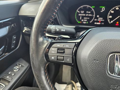 Used 2023 Honda CR-V Sport Touring image 18