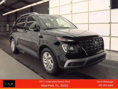 Used 2020 Hyundai Venue SEL w/ Convenience Package image 1